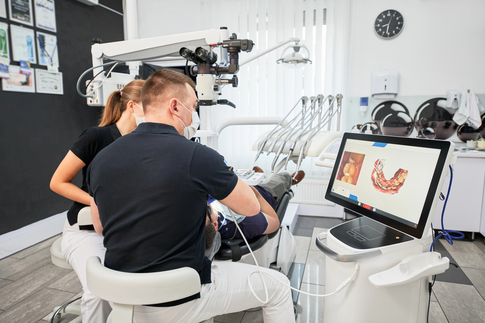 Dental Diagnostics: Comparing Intraoral And Extraoral Methods